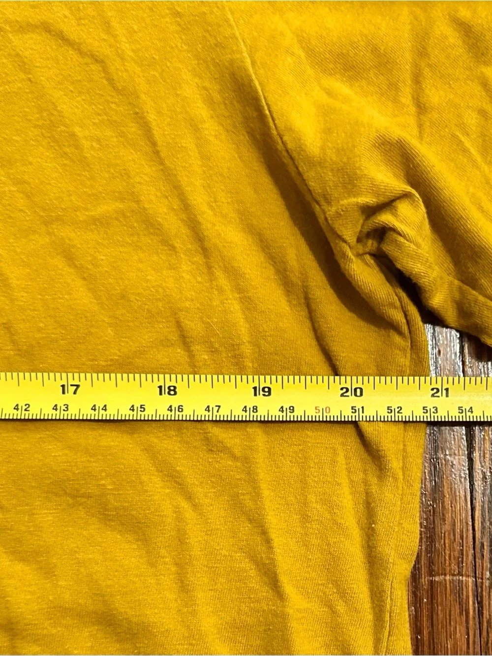 Men’s Large The North Face Yellow Desert Graphic Shirt
